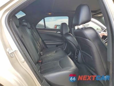 Zdjęcie 10 z 13 samochodu: 2012 CHRYSLER 300C LUXURY VIN:2C3CCAPT9CH253929 - miniatura