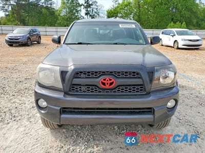 Piąte zdjęcie samochodu w środku: 2011 TOYOTA TACOMA DOUBLE CAB PRERUNNER VIN:3TMJU4GN2BM117998 - miniatura