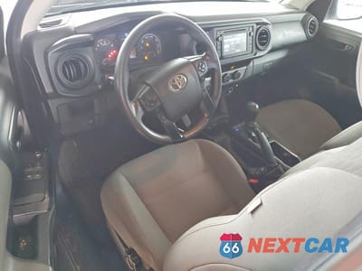 Zdjęcie 8 z 12 samochodu: 2018 TOYOTA TACOMA SR VIN:5TFRX5GN8JX108781 - miniatura