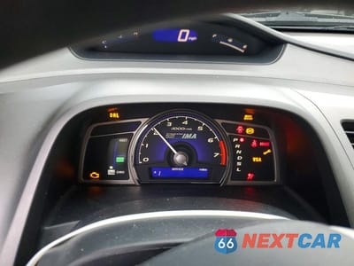 Zdjęcie 9 z 12 samochodu: 2010 HONDA CIVIC HYBRID VIN:JHMFA3F28AS006098 - miniatura