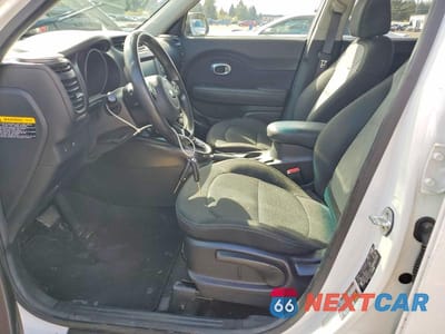 Zdjęcie 7 z 11 samochodu: 2019 KIA SOUL + VIN:KNDJP3A57K7649848 - miniatura