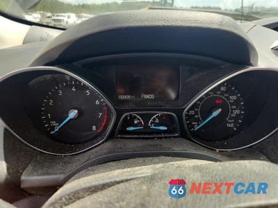 Zdjęcie 9 z 13 samochodu: 2019 FORD ESCAPE S VIN:1FMCU0F7XKUA11682 - miniatura