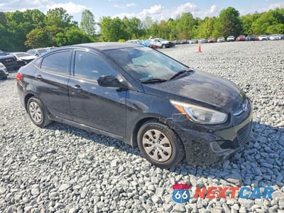 Czwarte zdjęcie samochodu z boku: 2016 HYUNDAI ACCENT SE VIN:KMHCT4AE4GU115396 - miniatura