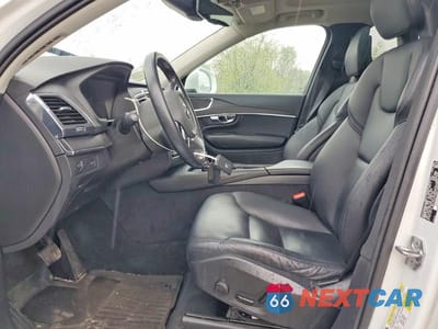 Zdjęcie 7 z 13 samochodu: 2020 VOLVO XC90 T5 MOMENTUM VIN:YV4102PK8L1616810 - miniatura