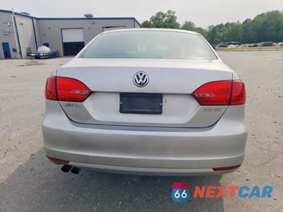 Zdjęcie 6 z 12 samochodu: 2011 VOLKSWAGEN JETTA SE VIN:3VWDZ7AJ2BM375196 - miniatura