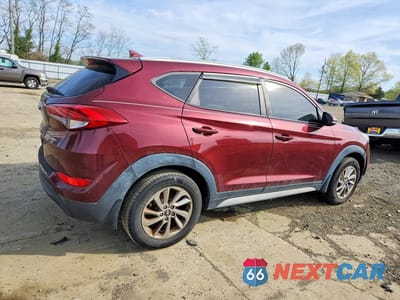 Trzecie zdjęcie samochodu z tyłu: 2017 HYUNDAI TUCSON SE PLUS VIN:KM8J33A41HU420204 - miniatura