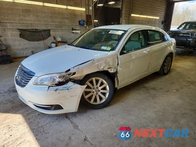 2012 CHRYSLER 200 TOURING 1C3CCBBB4CN119714 - główne zdjęcie licytacji z USA - miniatura