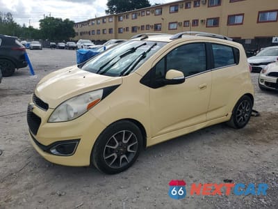 2014 CHEVROLET SPARK 2LT KL8CF6S94EC469164 - główne zdjęcie licytacji z USA - miniatura
