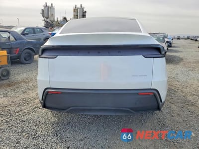 Zdjęcie 6 z 13 samochodu: 2026 TESLA MODEL Y VIN:7SAYGDEE7TF339745 - miniatura
