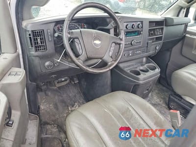 Zdjęcie 8 z 12 samochodu: 2021 CHEVROLET EXPRESS G4500 VAN 6.6L V8 EXT CARGO VIN:1HA6GVC72MN011596 - miniatura