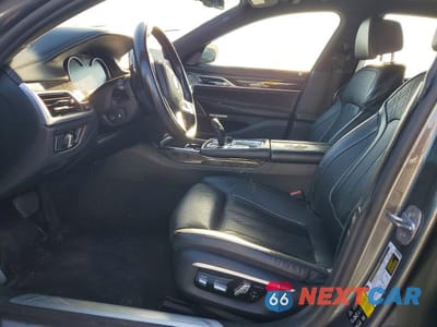Zdjęcie 7 z 12 samochodu: 2017 BMW 750 XI VIN:WBA7F2C53HG421565 - miniatura