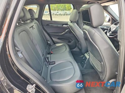 Zdjęcie 10 z 12 samochodu: 2016 BMW X1 XDRIVE28I VIN:WBXHT3C36GP880188 - miniatura