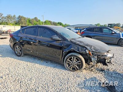 Czwarte zdjęcie samochodu z boku: 2019 HYUNDAI ELANTRA SE VIN:5NPD74LF6KH467076 - miniatura