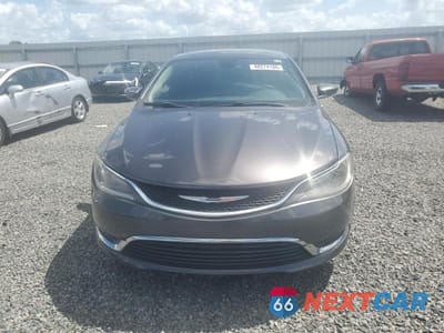 Piąte zdjęcie samochodu w środku: 2015 CHRYSLER 200 LIMITED VIN:1C3CCCAG1FN757846 - miniatura