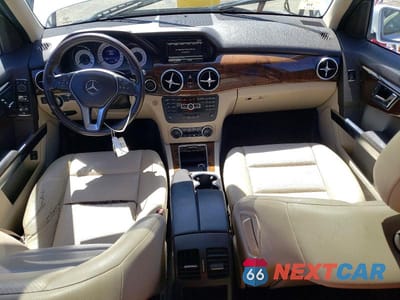Zdjęcie 8 z 13 samochodu: 2015 MERCEDES-BENZ GLK 350 4MATIC VIN:WDCGG8JB2FG349132 - miniatura