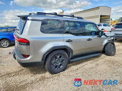 Trzecie zdjęcie samochodu z tyłu: 2024 LEXUS GX 550 OVERTRAIL+ VIN:JTJTBCDX3R5021809 - miniatura