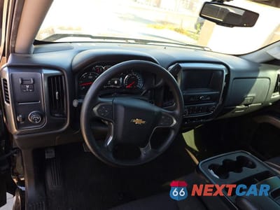 Zdjęcie 9 z 10 samochodu: 2018 CHEVROLET SILVERADO C1500 LT VIN:1GCRCREC1JZ259602 - miniatura