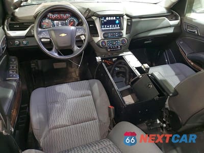 Zdjęcie 8 z 14 samochodu: 2019 CHEVROLET TAHOE SPECIAL VIN:1GNSKFEC0KR217353 - miniatura
