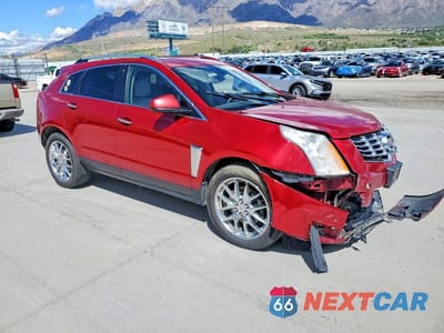 Czwarte zdjęcie samochodu z boku: 2014 CADILLAC SRX LUXURY COLLECTION VIN:3GYFNEE32ES679307 - miniatura