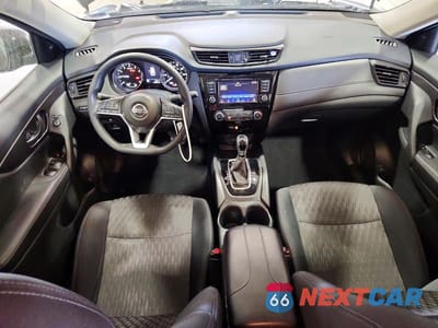 Zdjęcie 8 z 13 samochodu: 2019 NISSAN ROGUE S VIN:5N1AT2MV5KC814400 - miniatura
