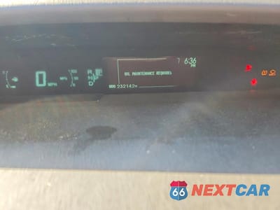 Zdjęcie 9 z 12 samochodu: 2010 TOYOTA PRIUS III VIN:JTDKN3DU4A0005101 - miniatura