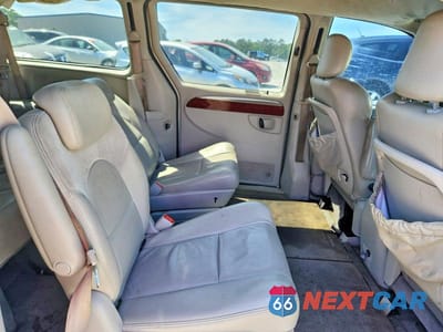 Zdjęcie 11 z 13 samochodu: 2005 CHRYSLER TOWN & COUNTRY LIMITED VIN:2C8GP64L45R286206 - miniatura