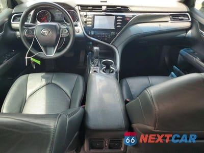 Zdjęcie 8 z 12 samochodu: 2018 TOYOTA CAMRY XSE VIN:4T1B61HK3JU644732 - miniatura