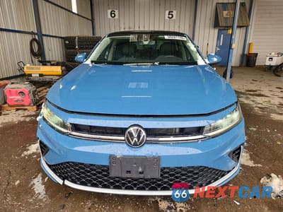 Piąte zdjęcie samochodu w środku: 2025 VOLKSWAGEN JETTA SE VIN:3VW7X7BU2SM076402 - miniatura