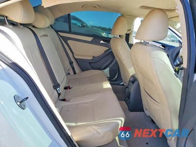 Zdjęcie 10 z 12 samochodu: 2012 VOLKSWAGEN JETTA SE VIN:3VWDP7AJ7CM467282 - miniatura