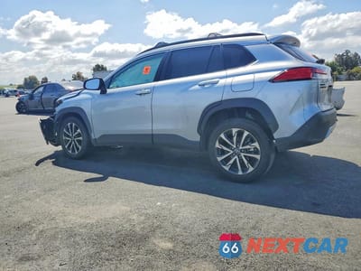Drugie zdjęcie samochodu z przodu: 2022 TOYOTA COROLLA CROSS XLE VIN:7MUDAAAG9NV003327 - miniatura