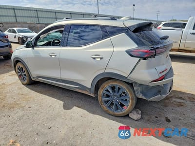 Drugie zdjęcie samochodu z przodu: 2023 CHEVROLET BOLT EUV PREMIER VIN:1G1FZ6S0XP4108363 - miniatura