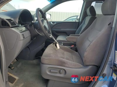 Zdjęcie 7 z 13 samochodu: 2006 HONDA ODYSSEY EX VIN:5FNRL384X6B064824 - miniatura