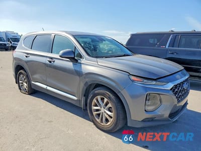 Czwarte zdjęcie samochodu z boku: 2019 HYUNDAI SANTA FE SE VIN:5NMS23AD3KH093881 - miniatura