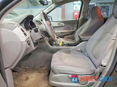 Zdjęcie 7 z 12 samochodu: 2012 CHEVROLET TRAVERSE LS VIN:1GNKRFED6CJ145501 - miniatura