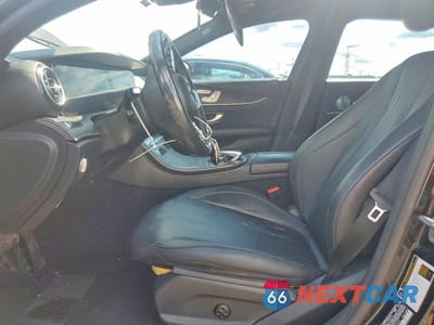 Zdjęcie 7 z 12 samochodu: 2019 MERCEDES-BENZ E 300 4MATIC VIN:WDDZF4KB6KA614355 - miniatura