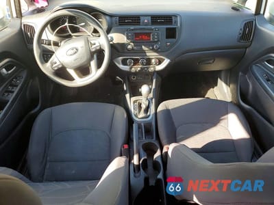 Zdjęcie 8 z 12 samochodu: 2015 KIA RIO LX VIN:KNADM5A33F6443659 - miniatura