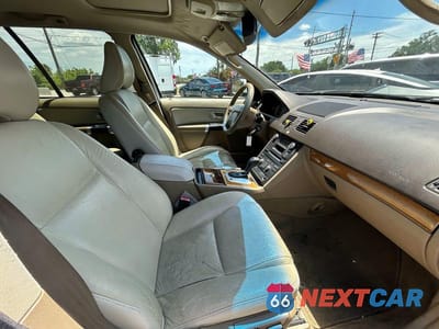 Piąte zdjęcie samochodu w środku: 2008 VOLVO XC90 3.2 VIN:YV4CY982881421810 - miniatura