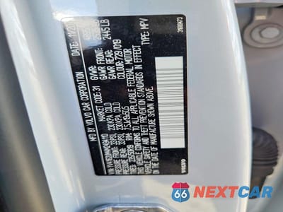 Zdjęcie 13 z 13 samochodu: 2021 VOLVO XC40 T5 R-DESIGN VIN:YV4162UM4M2494110 - miniatura