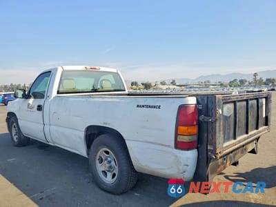 Drugie zdjęcie samochodu z przodu: 2000 CHEVROLET SILVERADO C1500 VIN:1GCEC14W8YE200396 - miniatura