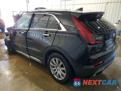 Drugie zdjęcie samochodu z przodu: 2020 CADILLAC XT4 PREMIUM LUXURY VIN:1GYFZDR44LF055088 - miniatura