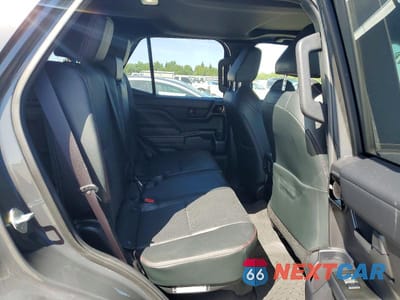 Zdjęcie 11 z 13 samochodu: 2025 TOYOTA 4RUNNER TRD PRO HV VIN:JTEVB5BR9S5022928 - miniatura