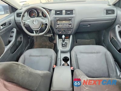 Zdjęcie 8 z 12 samochodu: 2015 VOLKSWAGEN JETTA BASE VIN:3VW2K7AJ7FM413197 - miniatura