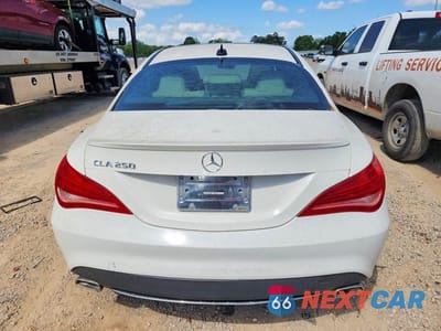 Zdjęcie 6 z 12 samochodu: 2014 MERCEDES-BENZ CLA 250 VIN:WDDSJ4EB1EN067892 - miniatura