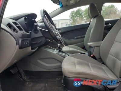 Zdjęcie 7 z 12 samochodu: 2014 KIA FORTE EX VIN:KNAFX4A84E5162335 - miniatura