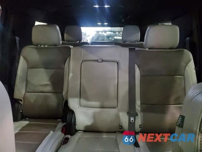 Zdjęcie 10 z 13 samochodu: 2021 CHEVROLET SUBURBAN K1500 LS VIN:1GNSKBKDXMR492589 - miniatura