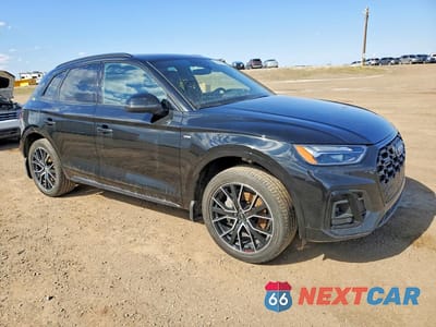 Czwarte zdjęcie samochodu z boku: 2021 AUDI Q5 PROGRESSIV VIN:WA1EAAFY2M2063935 - miniatura