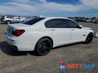 Trzecie zdjęcie samochodu z tyłu: 2014 BMW 750 LI VIN:WBAYE8C53ED134587 - miniatura