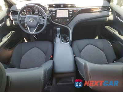 Zdjęcie 8 z 12 samochodu: 2020 TOYOTA CAMRY LE VIN:4T1C11AK4LU998033 - miniatura