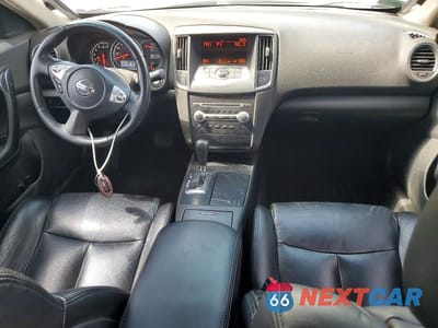 Zdjęcie 8 z 12 samochodu: 2013 NISSAN MAXIMA 3.5 S VIN:1N4AA5AP9DC824180 - miniatura