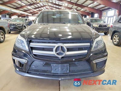 Piąte zdjęcie samochodu w środku: 2015 MERCEDES-BENZ GL 550 4MATIC VIN:4JGDF7DEXFA453510 - miniatura